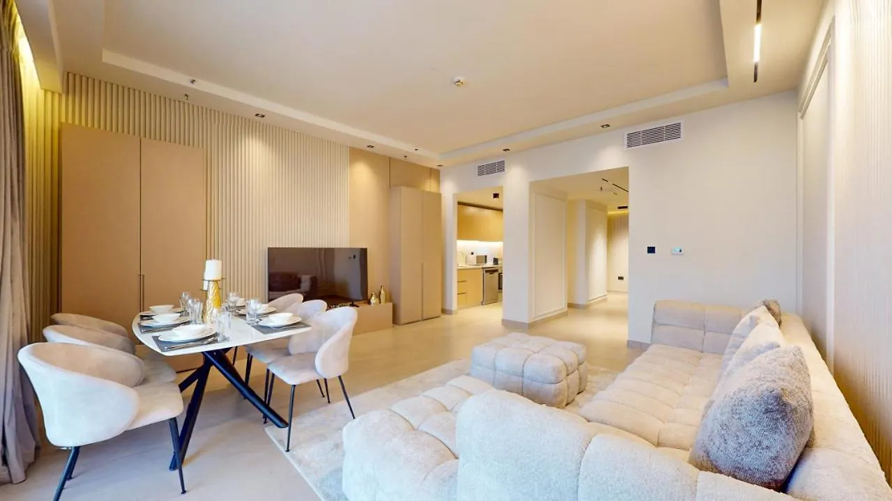 Apartment Sky View Tower - Two Bed Plus Kids Room Dubai